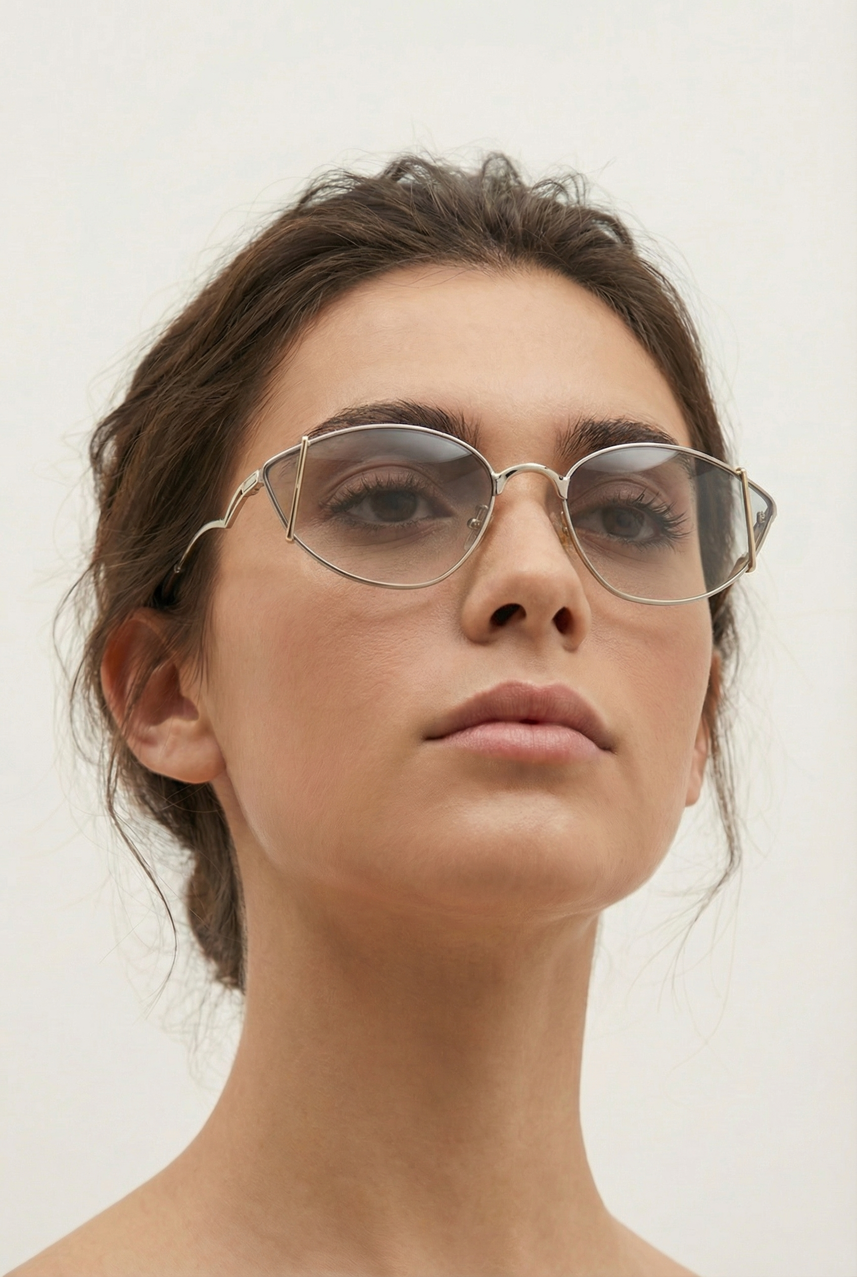 I’M A CAT, BABE. UNBOTHERED AND ALWAYS IN CONTROL OF MY SPACE AND ENERGY” SUNGLASSES