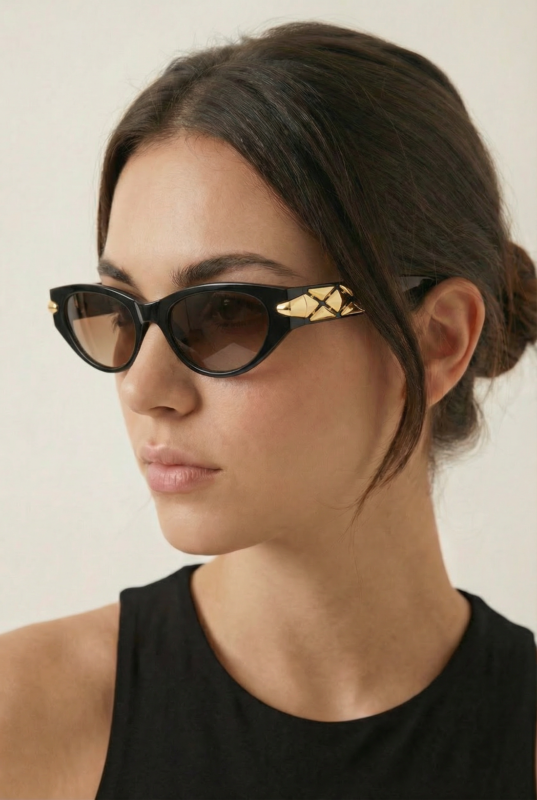 “STAND BESIDE ME AND SEE THAT REFLECTIONS DON’T COMPETE WITH THE ORIGINAL” SUNGLASSES